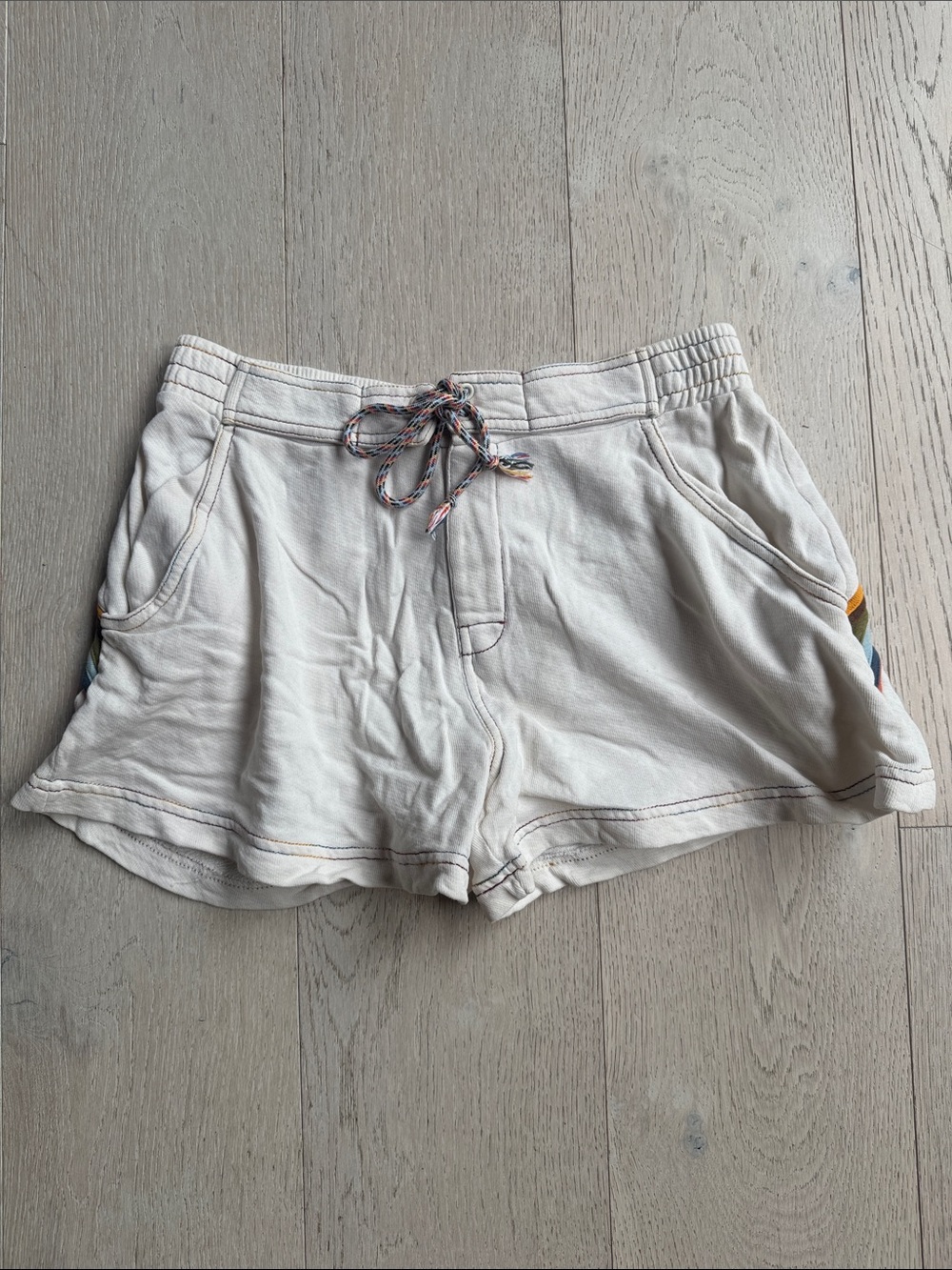Faherty Bondi Shorts - Picture 2 of 4